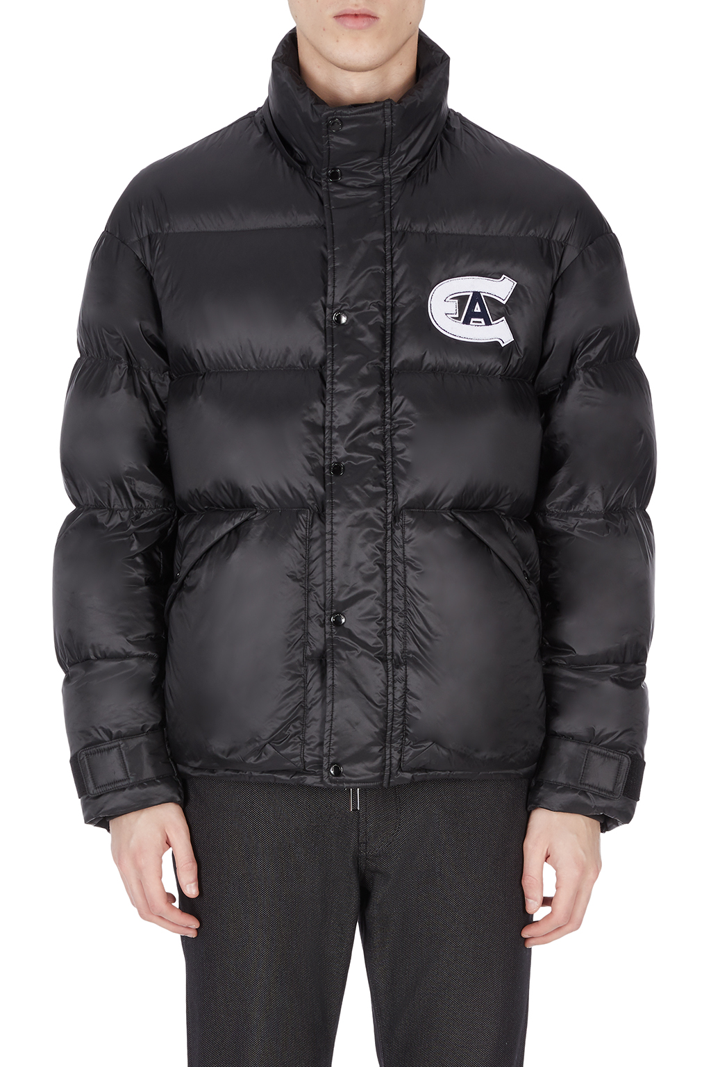 

Пуховик Emporio Armani  Черный 6K1BA5.1NQGZ, Пуховик Emporio Armani 48 Черный 6K1BA5.1NQGZ