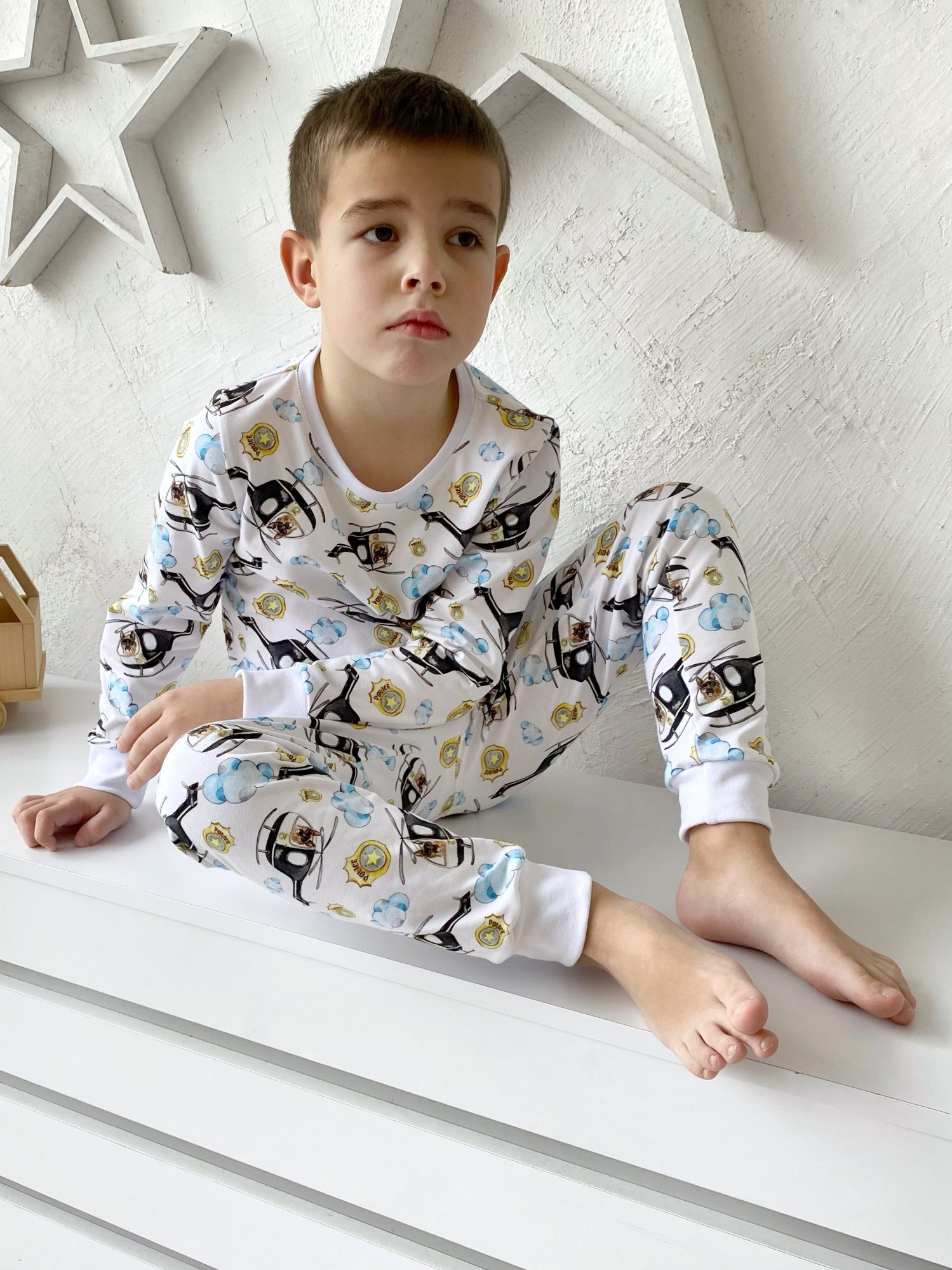 

Пижама (футболка с длинными рукавами + штаны) Вертолеты 116-122 см Голубая Белая