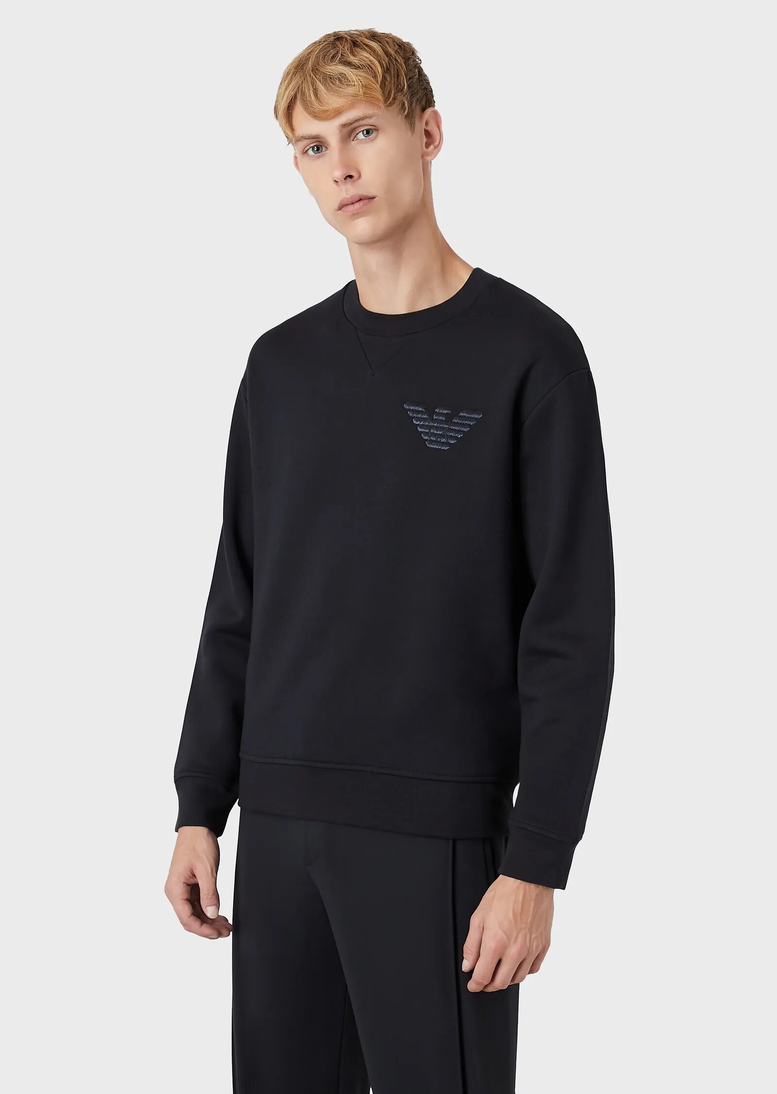 

Свитшот Emporio Armani  Черный 6K1M86.1JQNZ, Свитшот Emporio Armani M Черный 6K1M86.1JQNZ