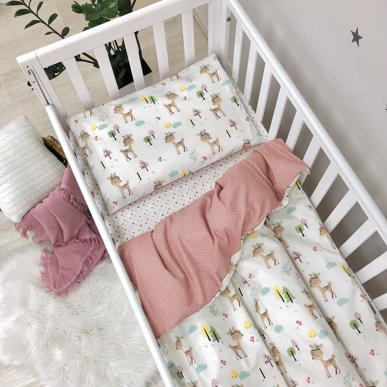 

Комплект сменного белья в кроватку (3 предмета) Baby Mix Газели