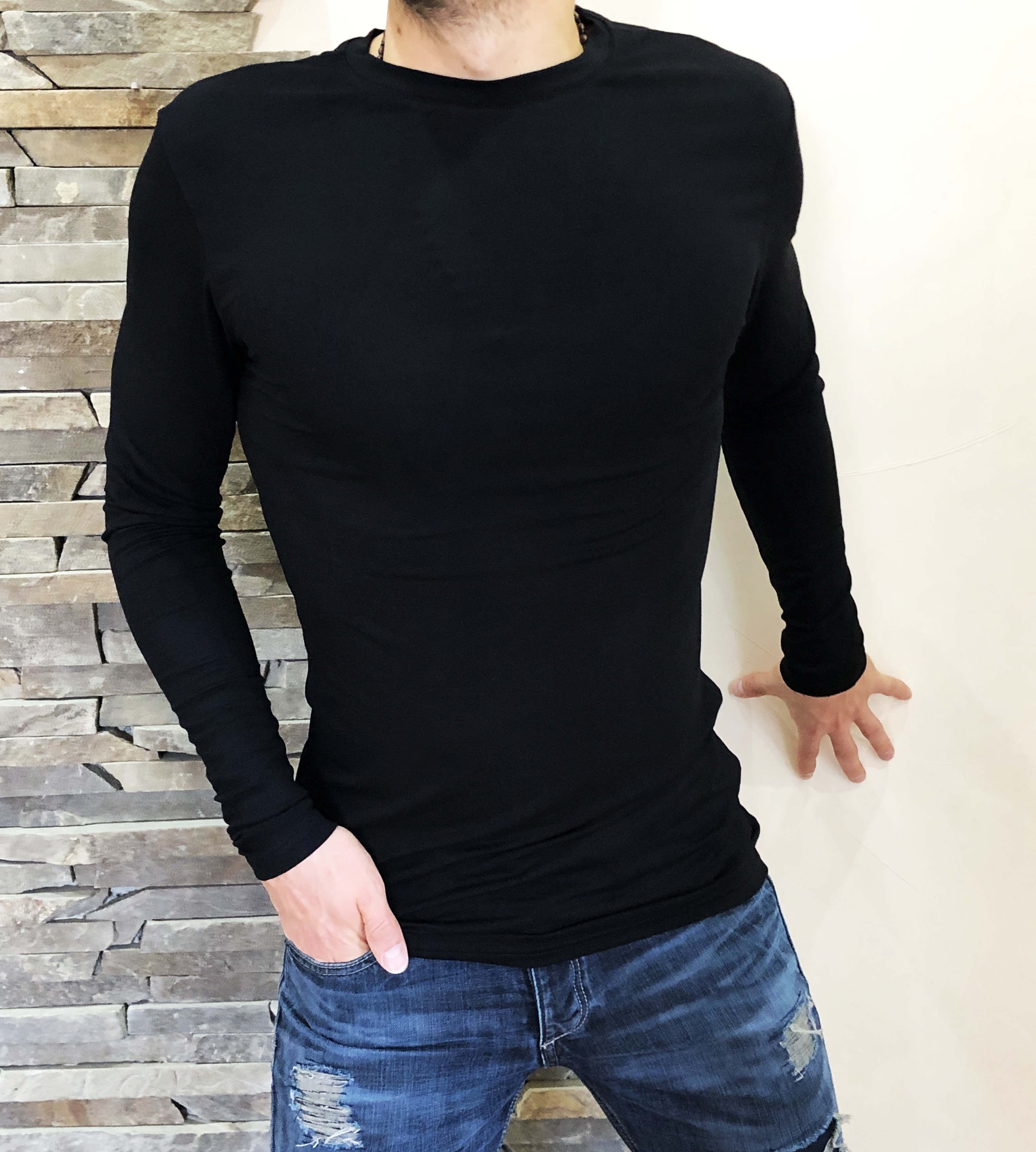 

Мужской лонгслив Miracle Skin M черный (L01)