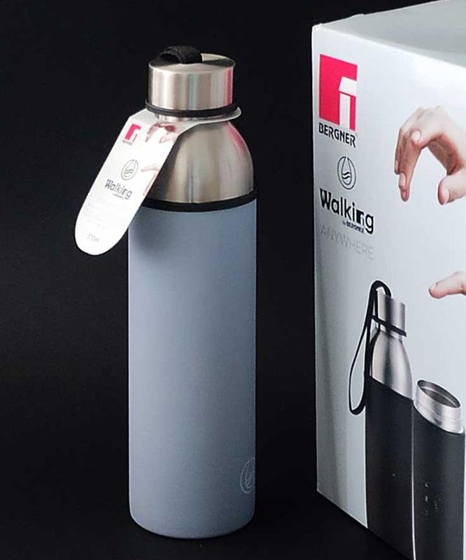 

Термос-бутылка Bergner Walking Anywhere 570мл, голубая