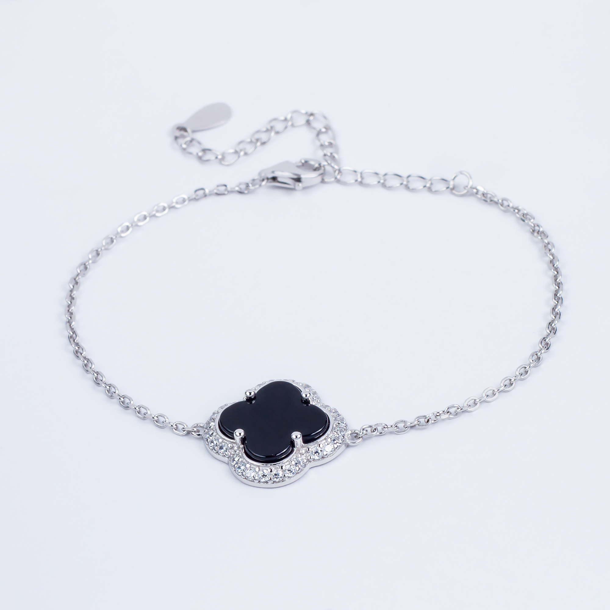 

Браслет TOP Silver розмір 17,0 2,60 г