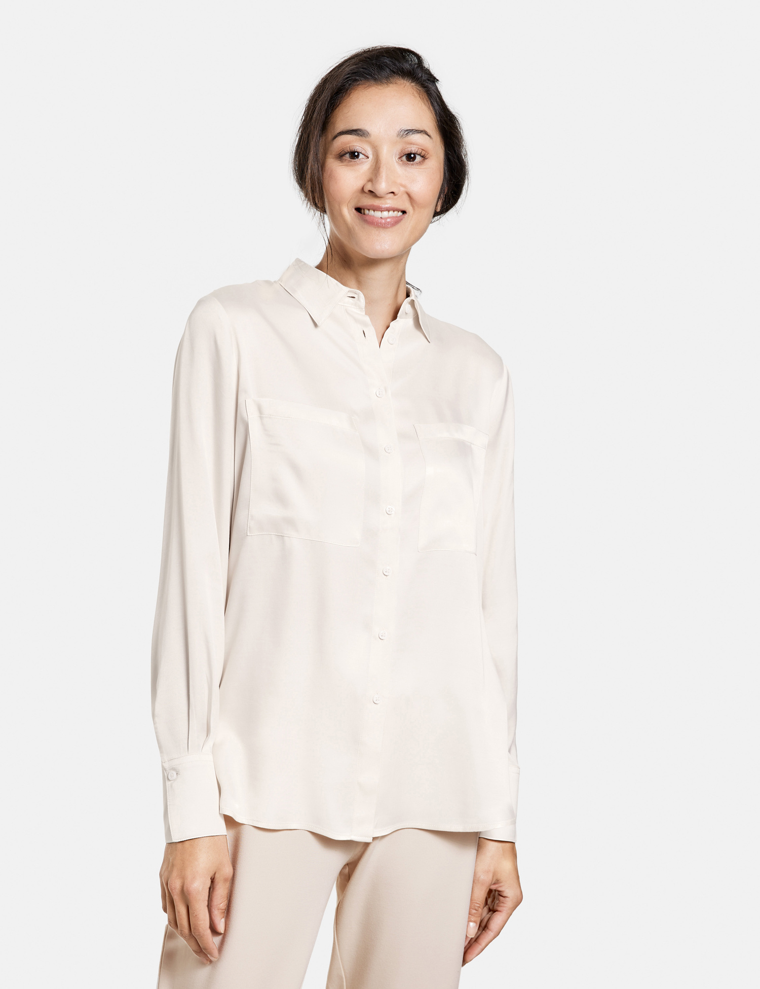 

Рубашка Gerry Weber  Светло-бежевая 660022.31409, Рубашка Gerry Weber 36 Светло-бежевая 660022.31409