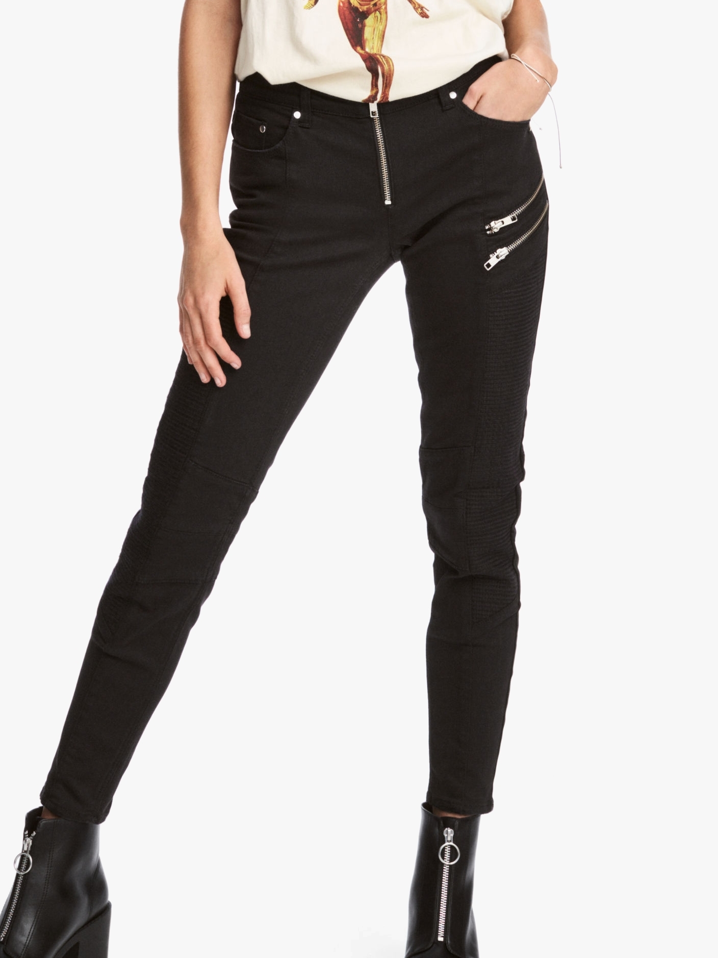 

Брюки H&M XAZ181079JONA  Черные, Брюки H&M XAZ181079JONA 40 Черные