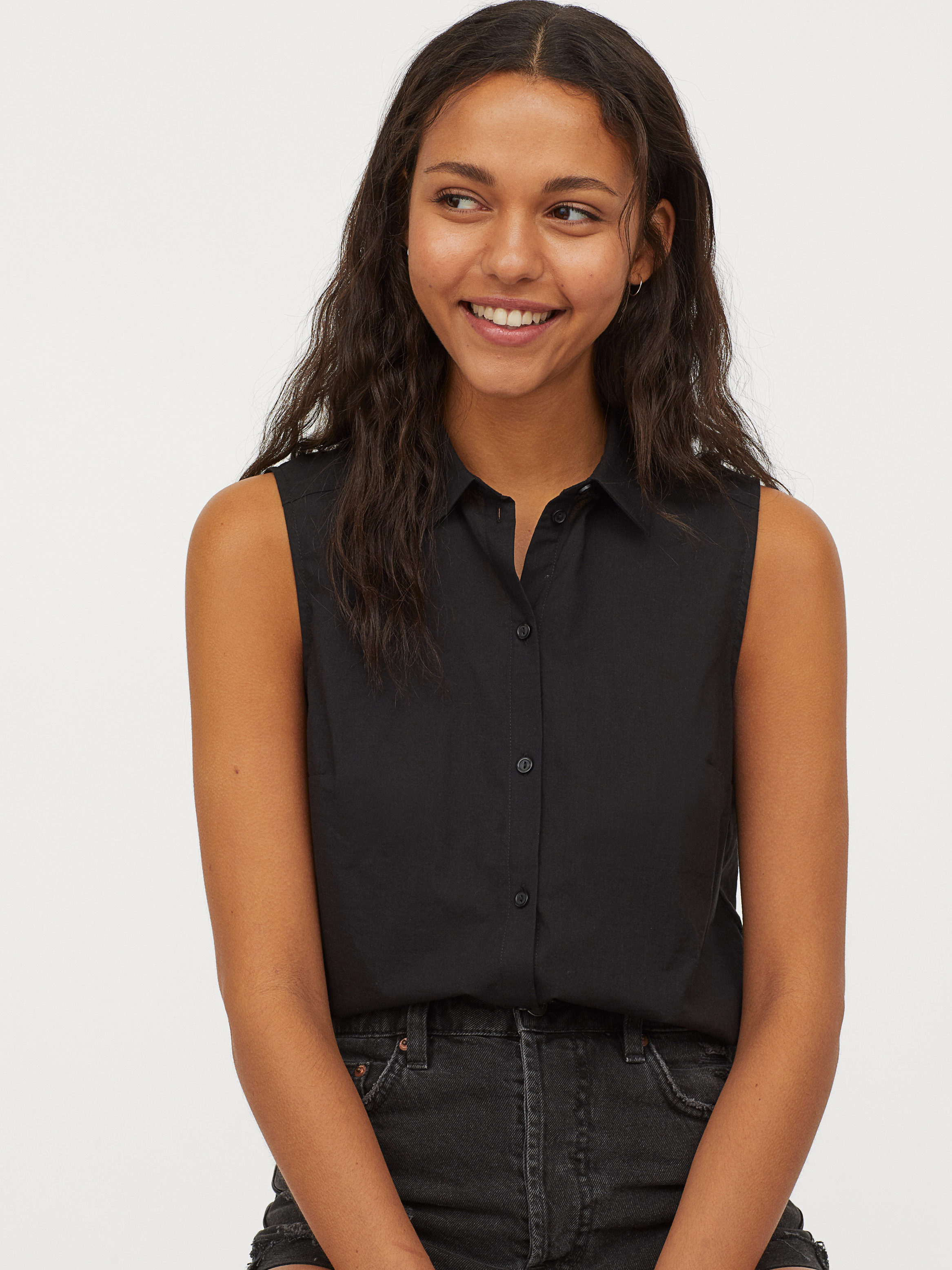 

Блузка H&M 0857427-1  Черная (СА2000001880838, Блузка H&M 0857427-1 38 Черная (СА2000001880838)