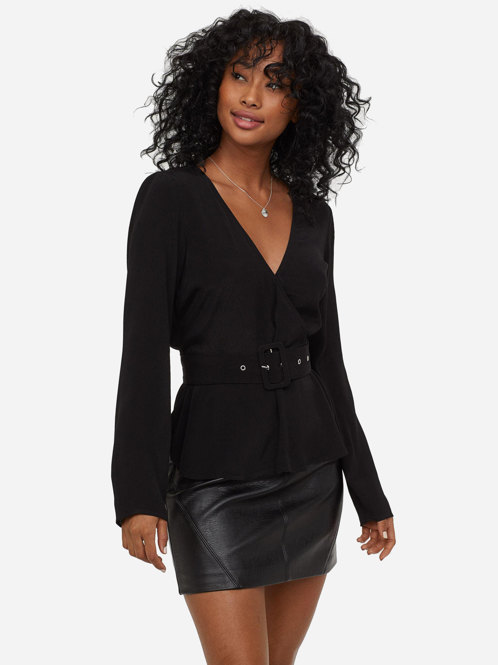 

Блузка H&M XAZ173478MVUH  Черная, Блузка H&M XAZ173478MVUH 44 Черная