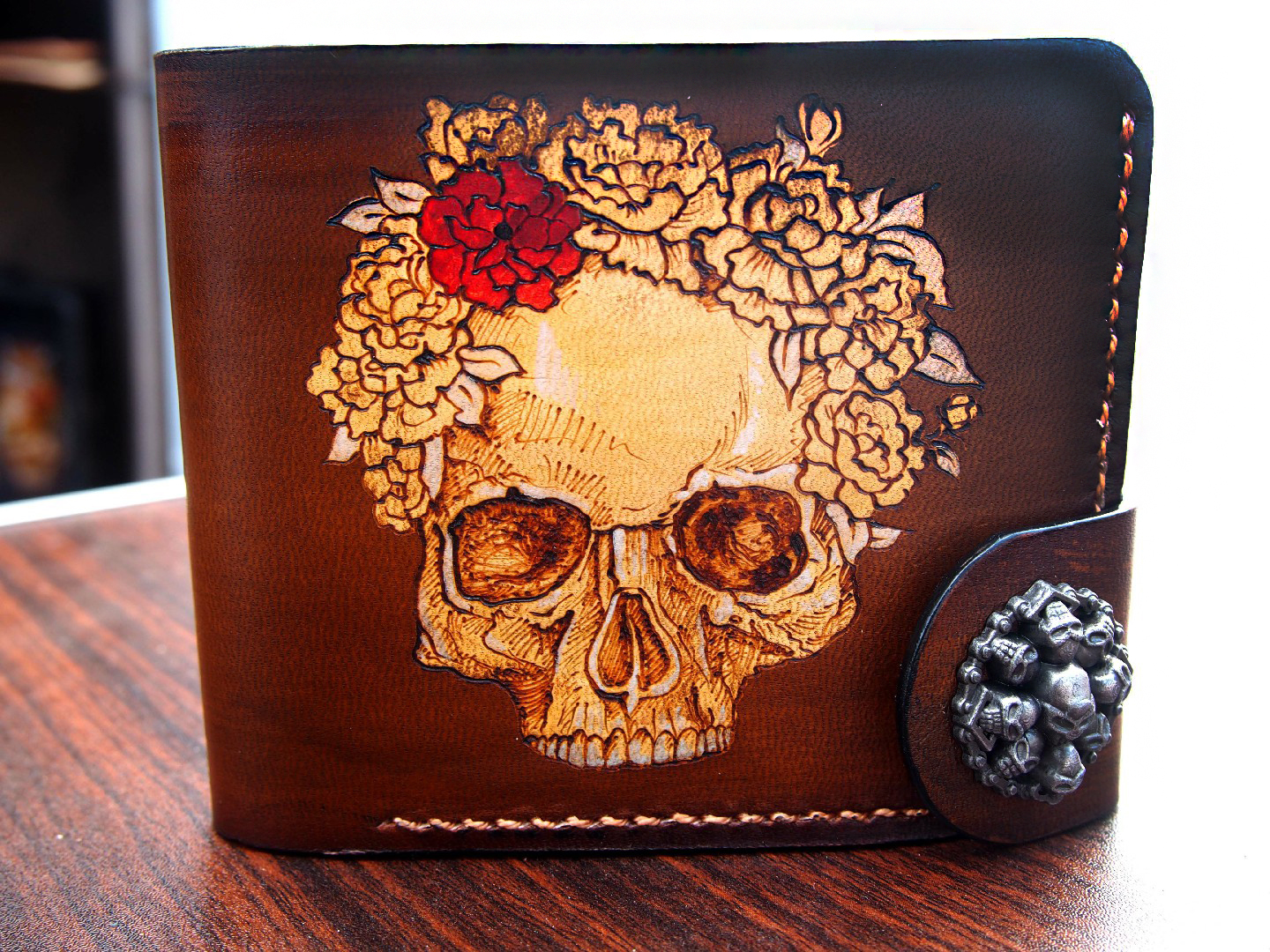 

Кожаный кошелек Smyrnov Leather череп с розой 12 x 9.5 x 2 см Коричневый