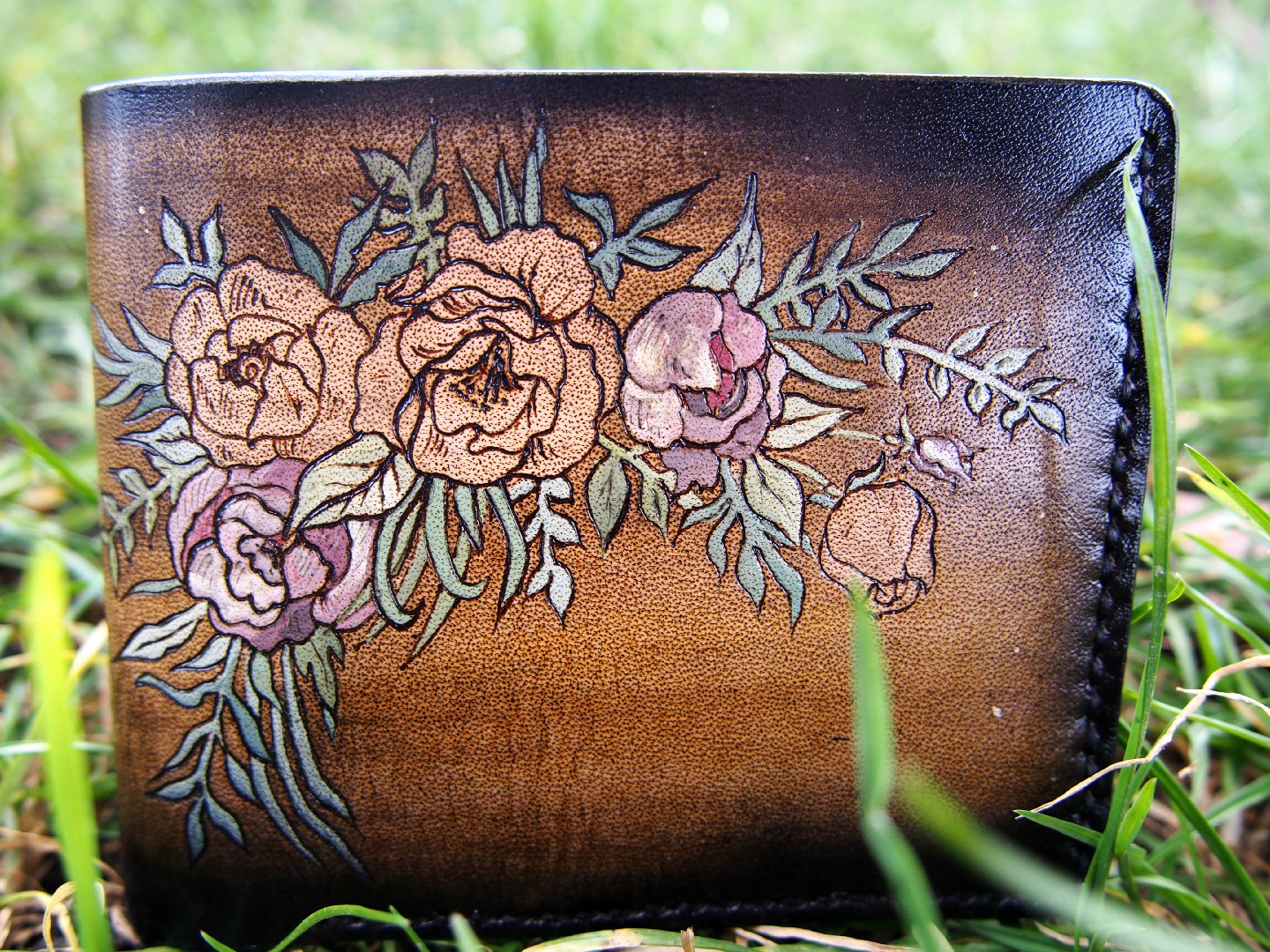 

Кожаный кошелек Smyrnov Leather букет пионов 12 x 9.5 x 2 см Коричневый