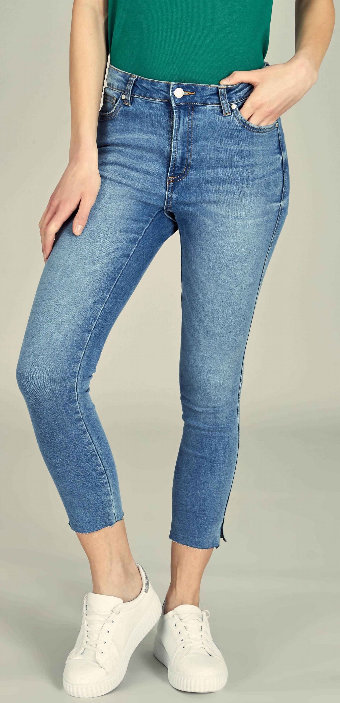 

Джинсы Piazza Italia 93832-649 40 Denim