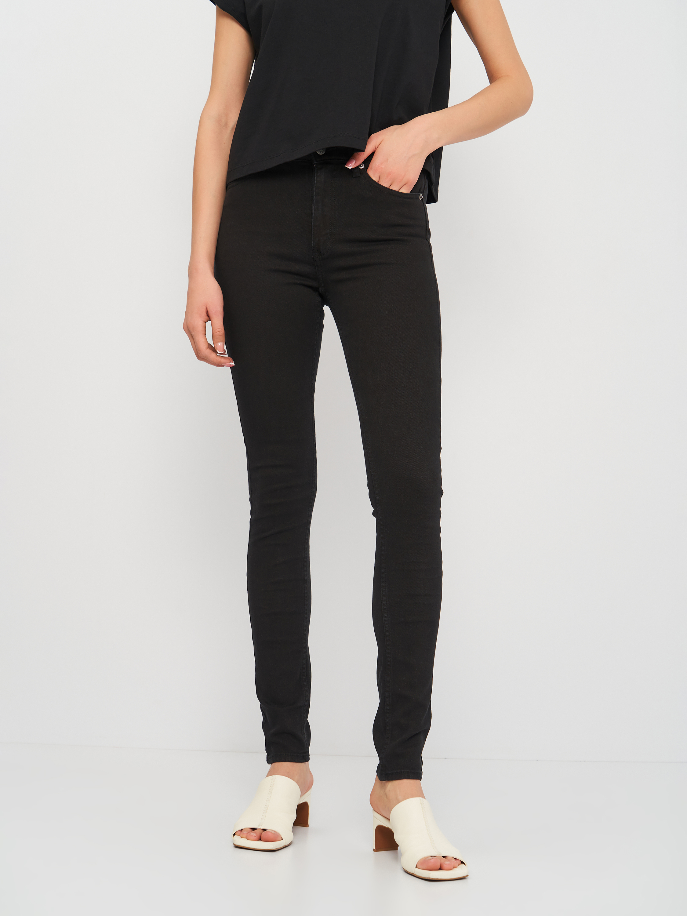 

Джинсы Cheap Monday KK120362 27/32 Черные