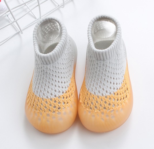 

Тапочки-носочки Children's shoes Twist 20/21 (12,2 см) Серые (002259-2 Тg)