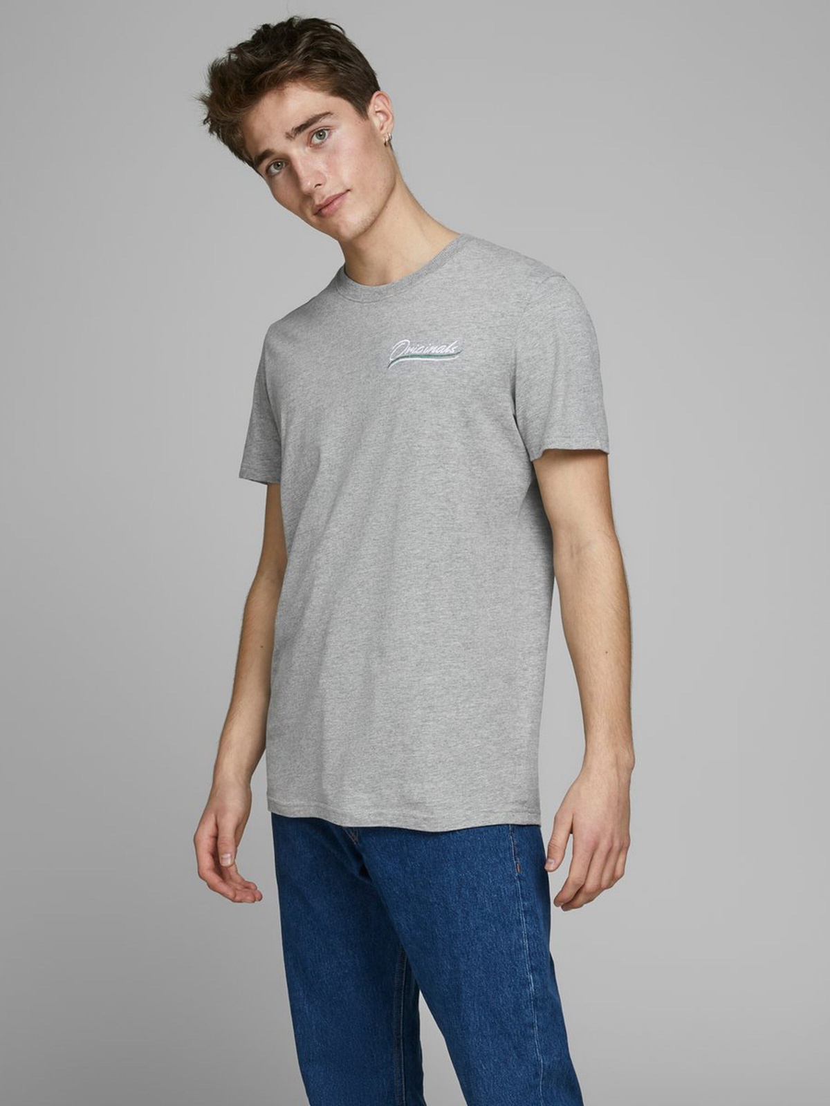 

Футболка Jack & Jones XXL Серый 12168870LightGrey