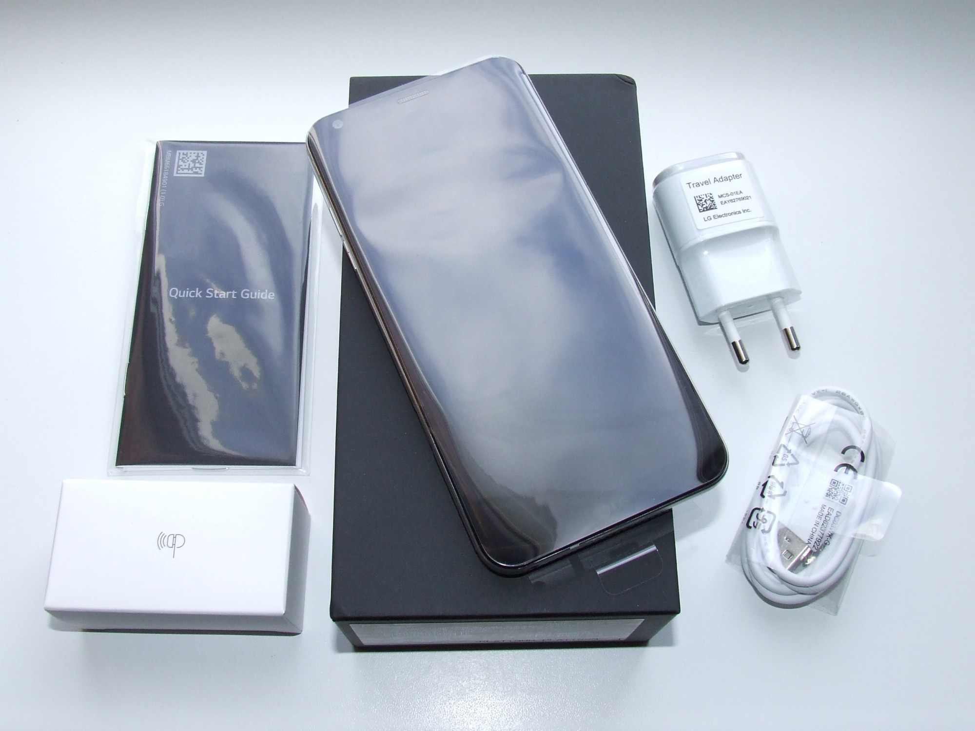

Смартфон LG Q6 alpha 2/16Gb Platinum Single Sim