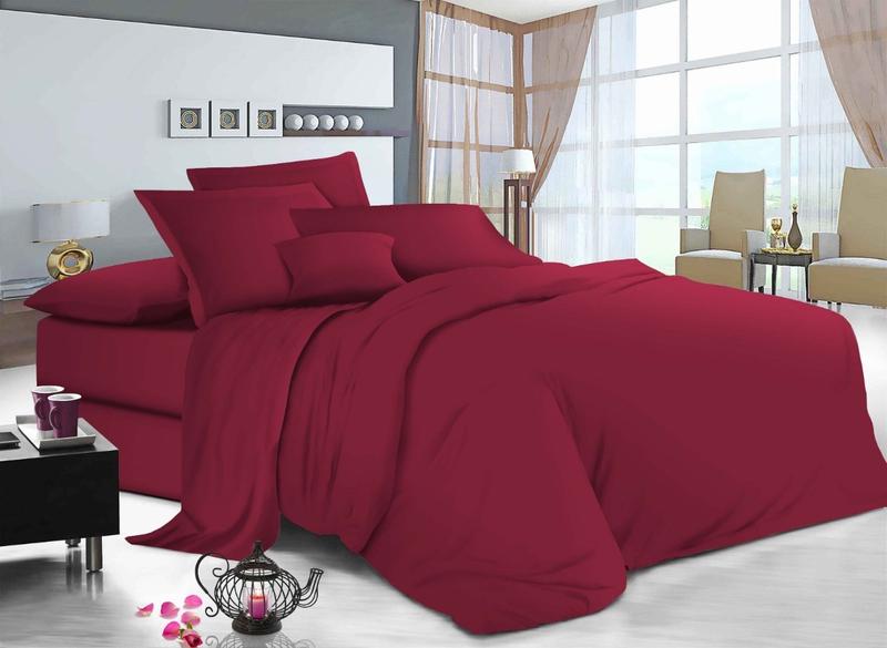 

Комплект постільної білизни двохспальний Classic Сатин 175х215 однотоний бордовий
