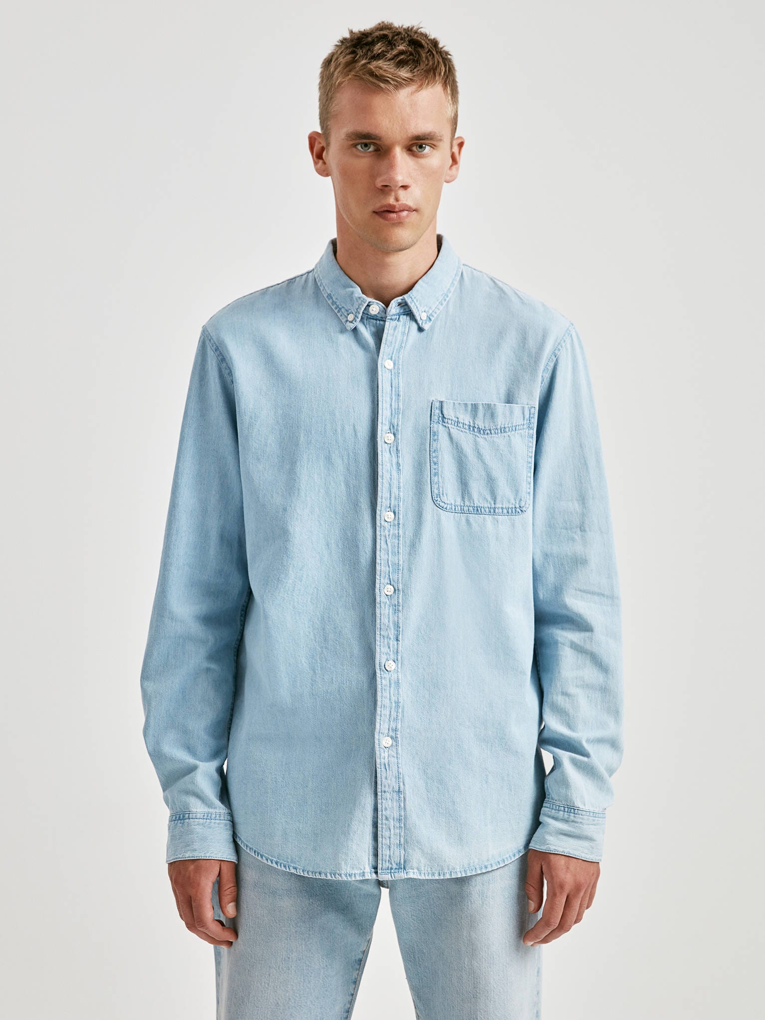 

Рубашка джинсовая Pull & Bear 5714/502/406 M Голубая джинс