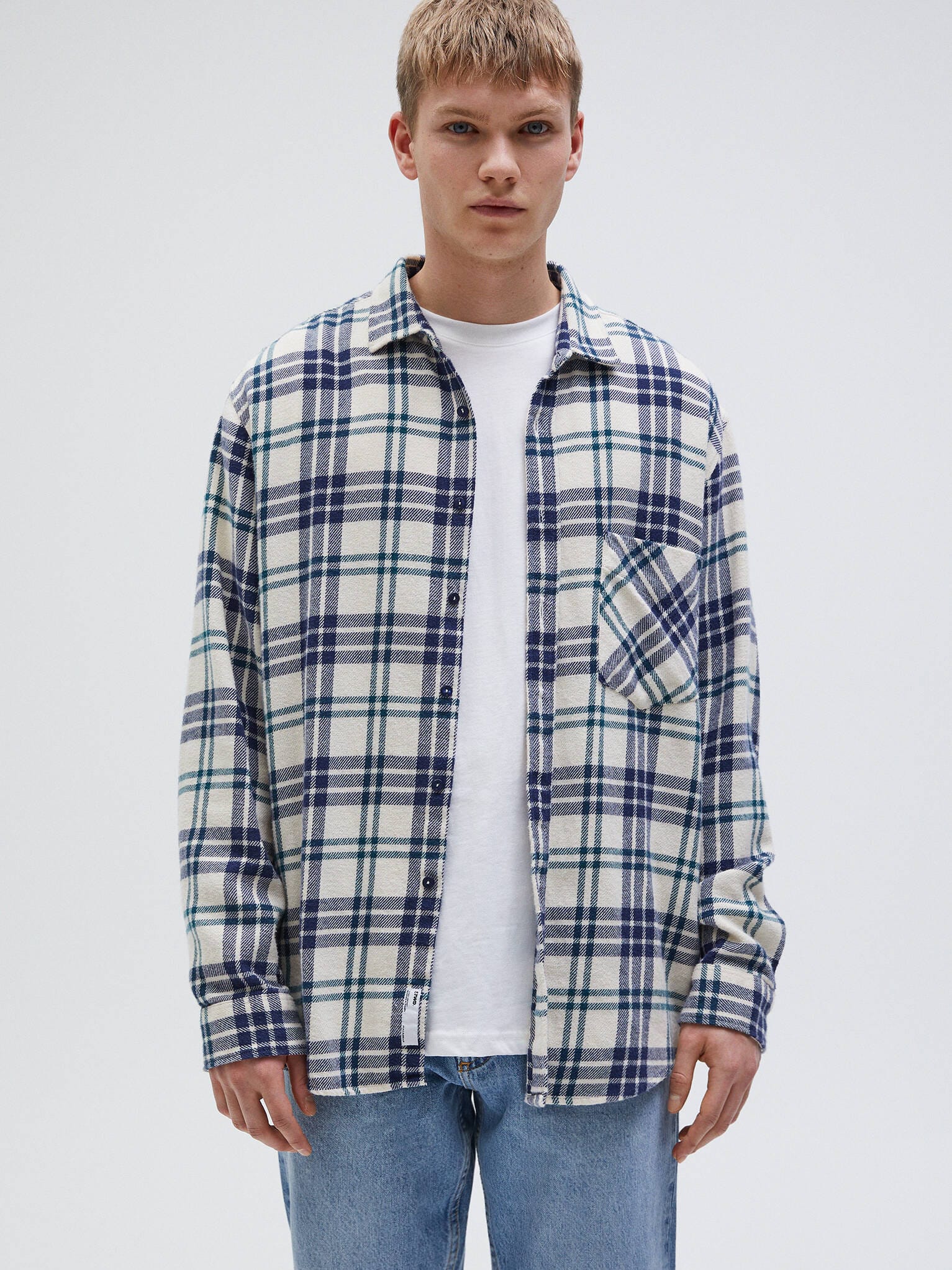 

Рубашка Pull & Bear 9470/529/712 S Молочная в клетку