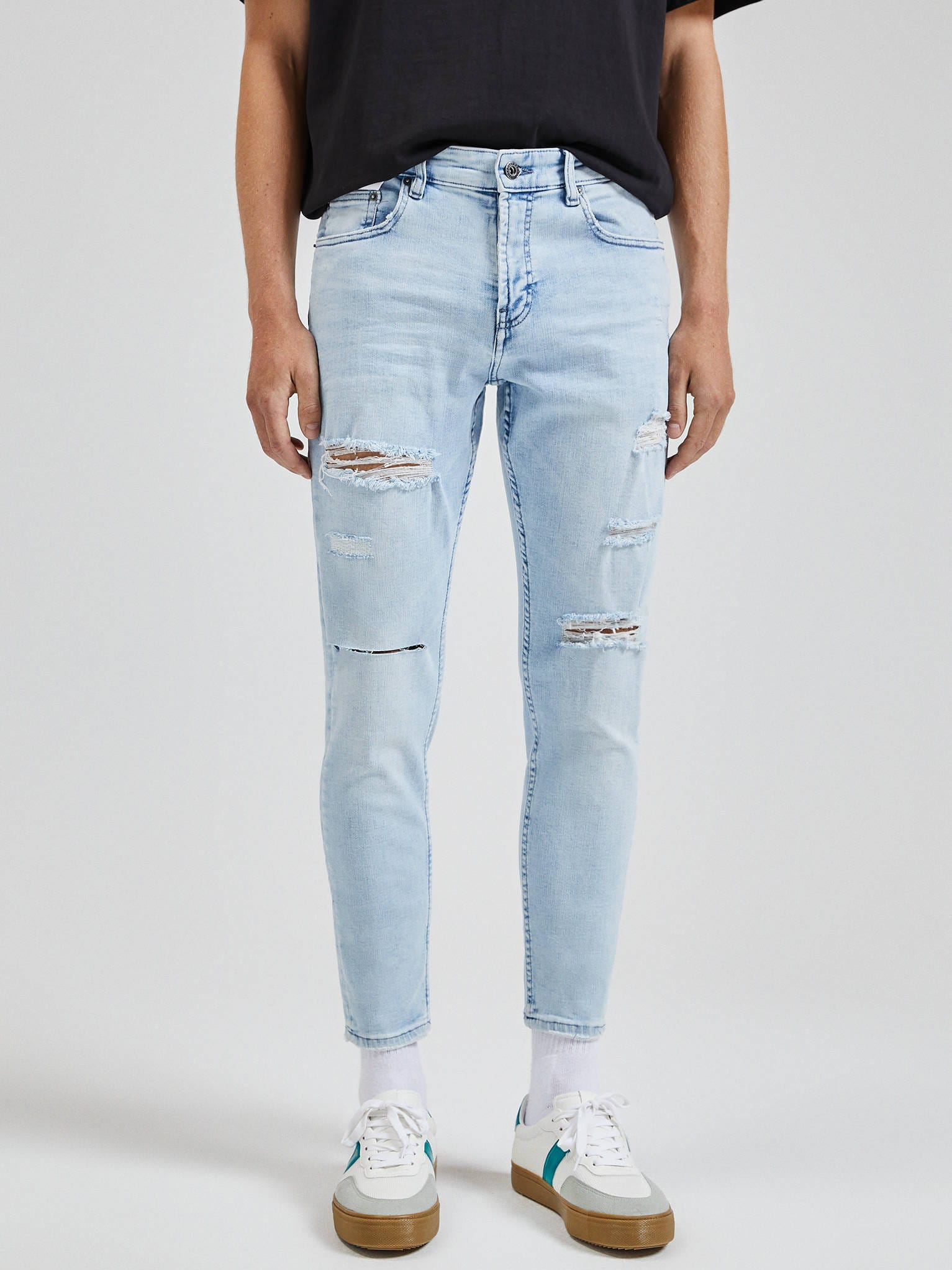 

Джинсы Pull & Bear 9689/502/427  Голубые джинс, Джинсы Pull & Bear 9689/502/427 38 Голубые джинс