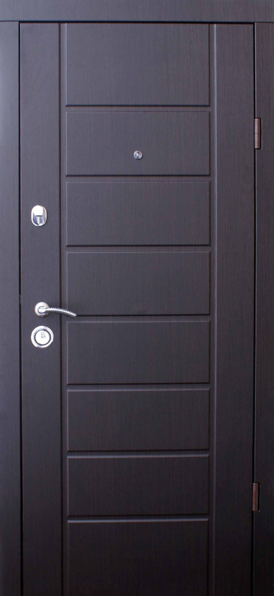 

Двери входные Qdoors Эталон Канзас 850*2050 квартира венге темный правая