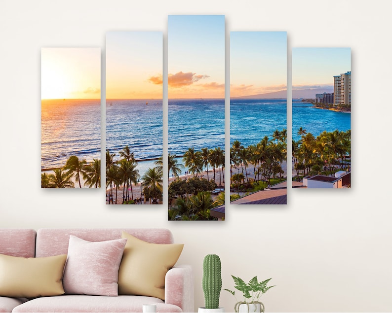 

Модульная картина на холсте из пяти частей Роскошный пляж на Гавайях 112x68 см