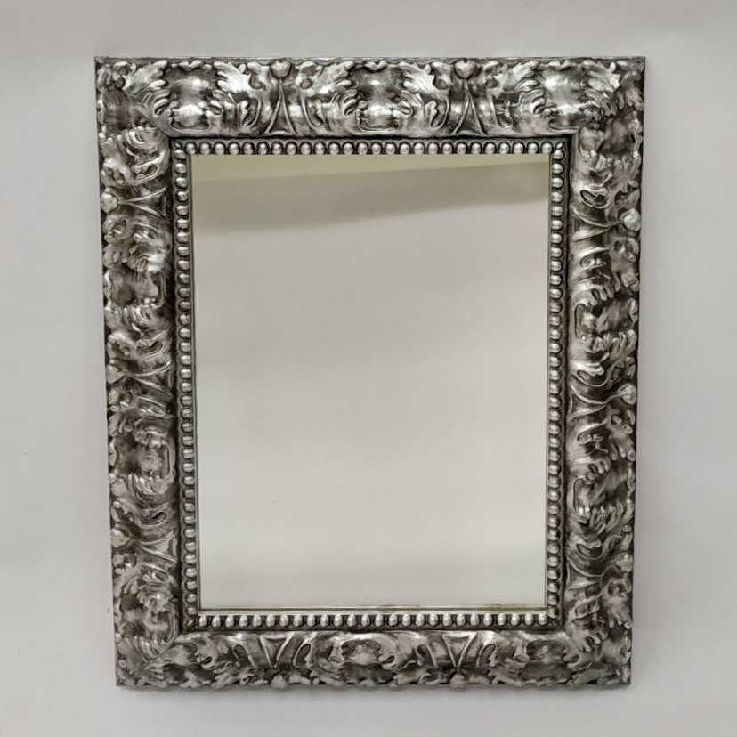 

Зеркало 410х495 мм в деревянной раме производства Италия FRAMES.POSTERS.DECOR
