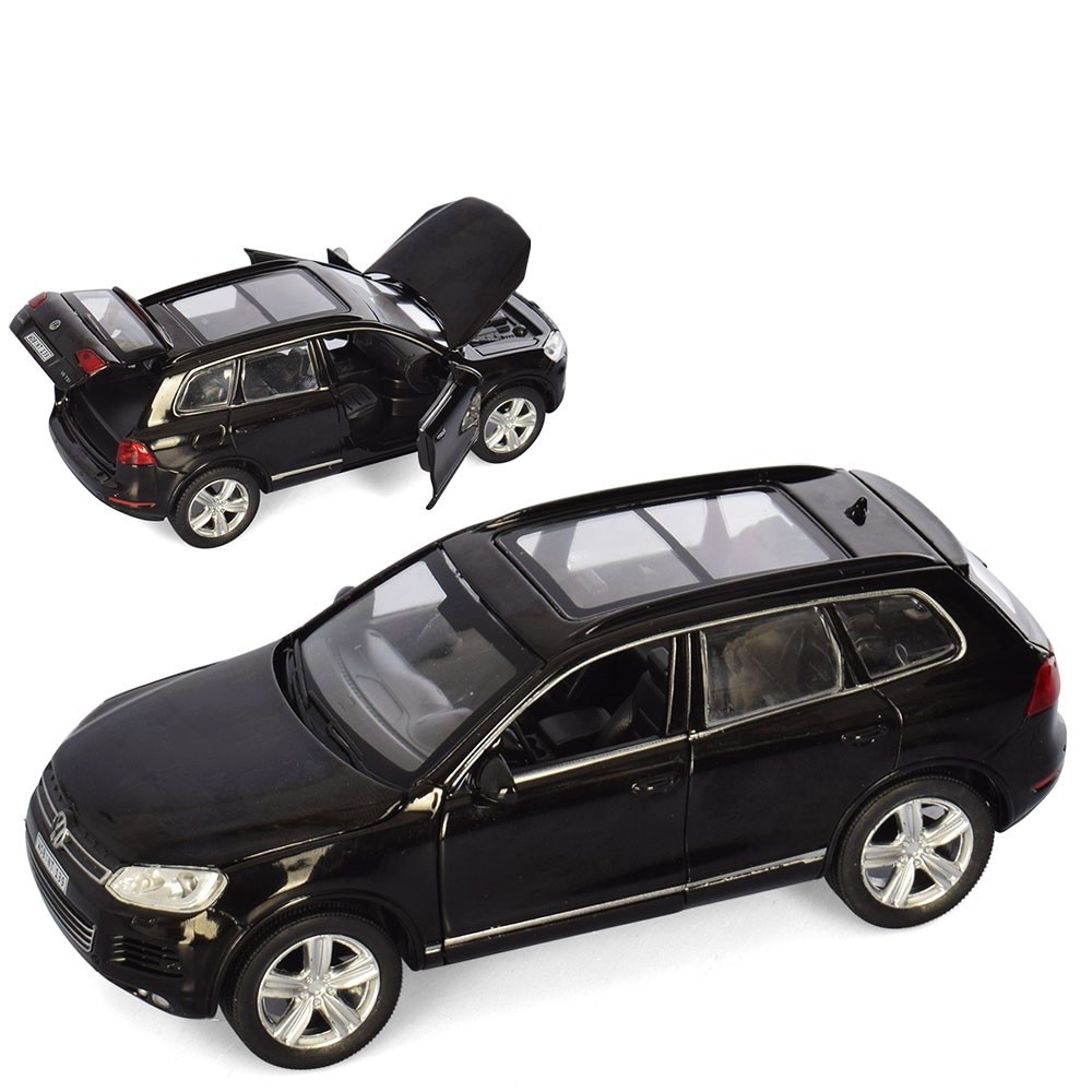 

Коллекционная машинка АвтоСвіт Volkswagen Touareg металлическая модель в масштабе 1:32