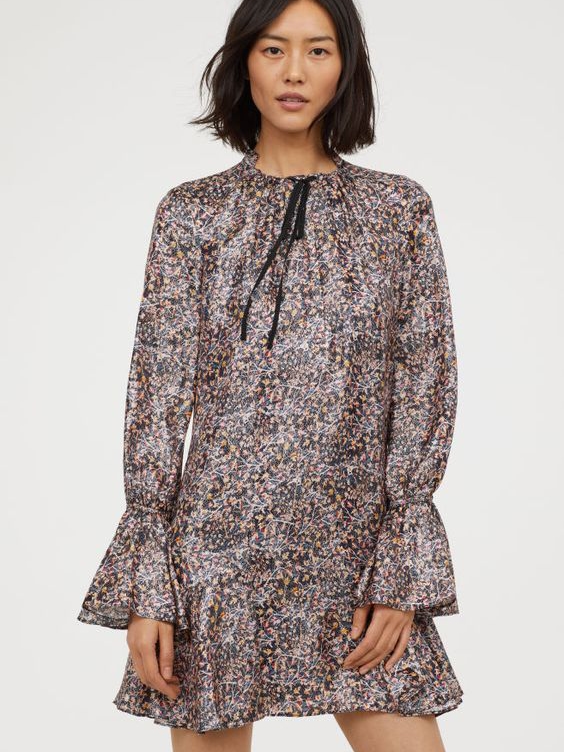 

Платье H&M 682580b45  Темно-синее, Платье H&M 682580b45 36 Темно-синее