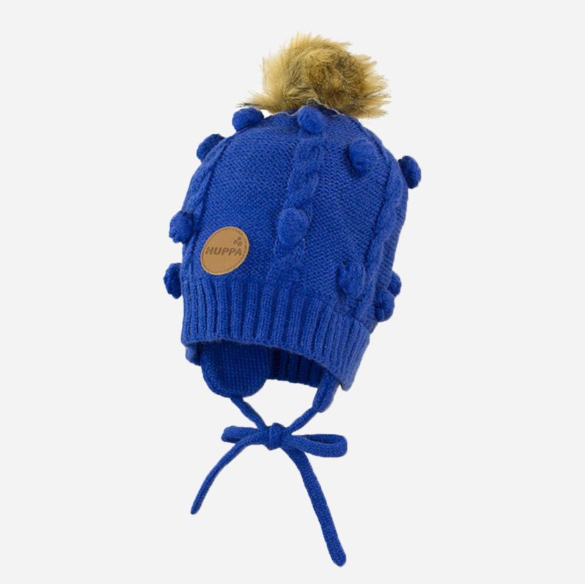 Акція на Дитяча зимова шапка в'язана на зав'язках з помпоном для хлопчика Huppa Macy 83570000-60035 XS 43-45 см від Rozetka