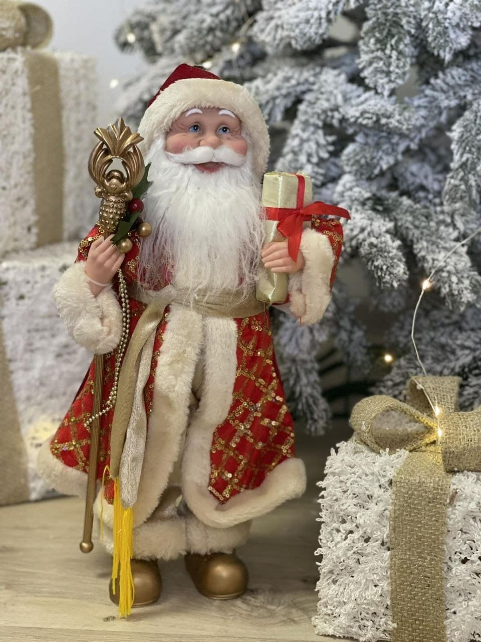 

Фигура Санта Клауса Christmas Santa 45 см Atitude красно-белый (AtiSanta010)
