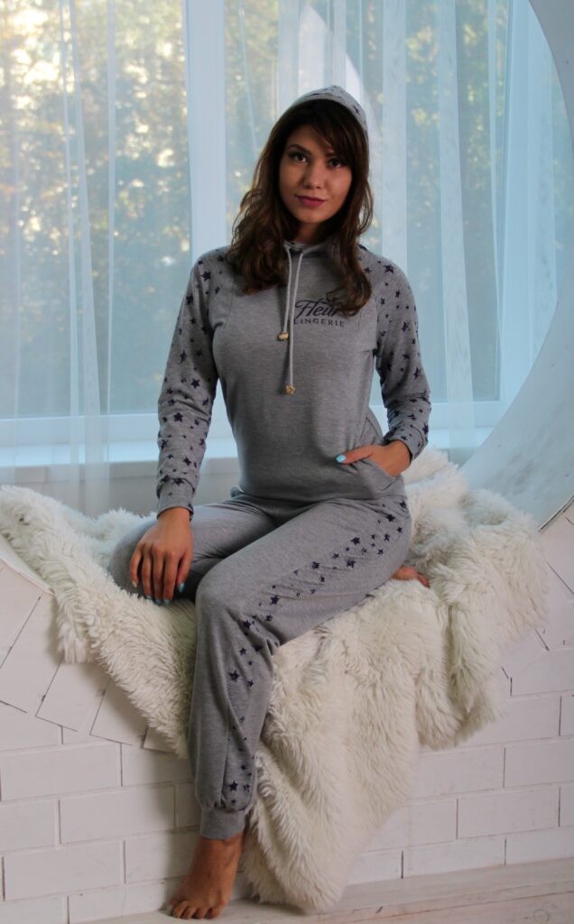 

Комплект двойка Кофта+брюки Fleur Lingerie ЭСТЕЛЬ  серый, Комплект двойка Кофта+брюки Fleur Lingerie ЭСТЕЛЬ 44 серый