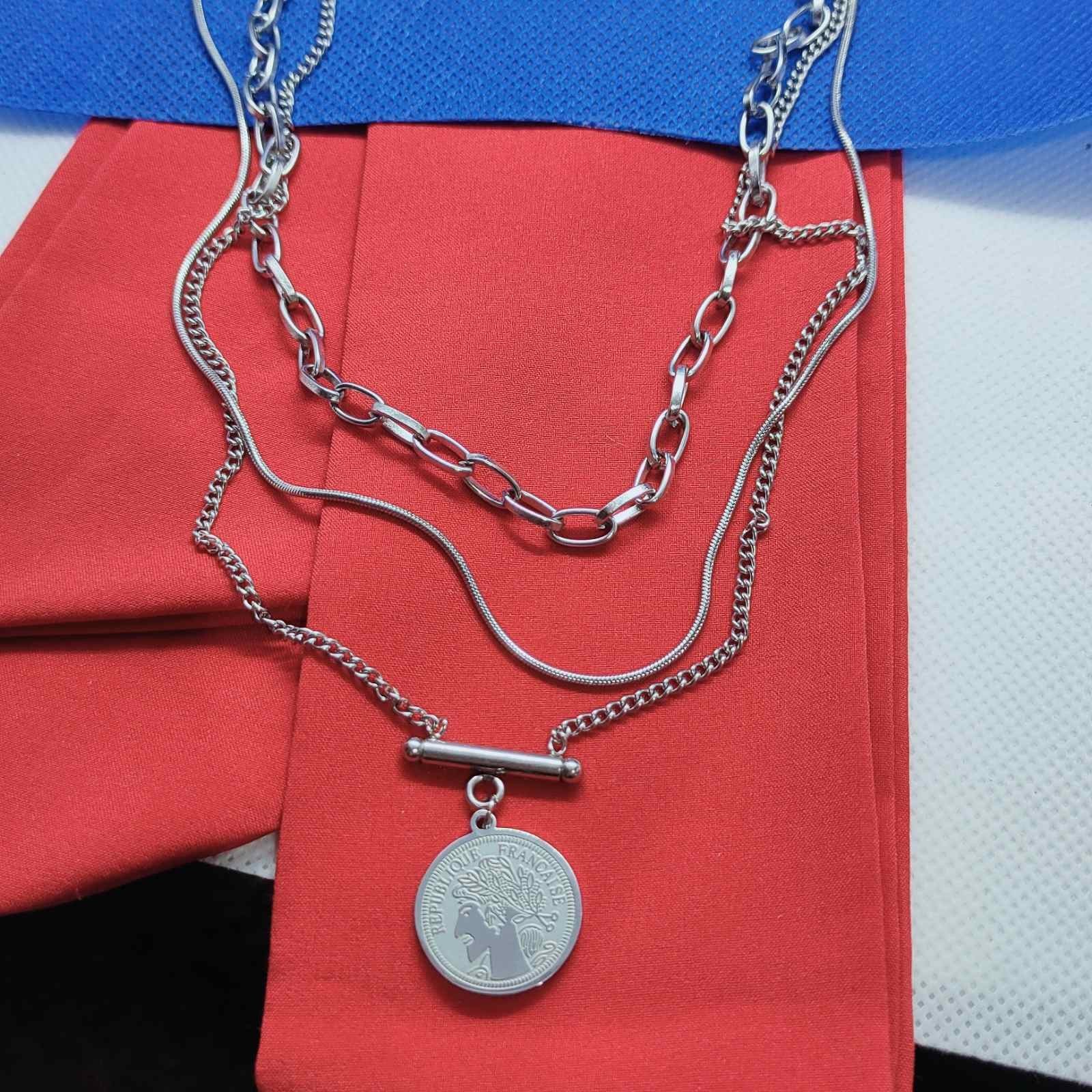 

Цепочка Stainless Steel серебристого цвета 39 + 6 см 1500290