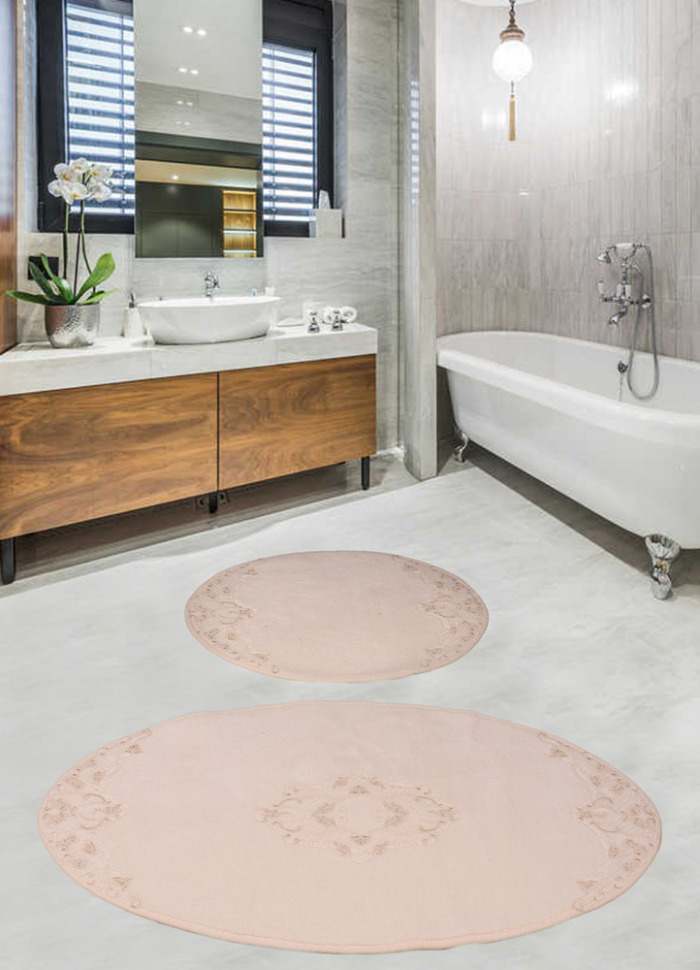 

Набор ковриков для ванной комнаты с гипюром Diva Nice Pudra 60*100+50*60 11007270