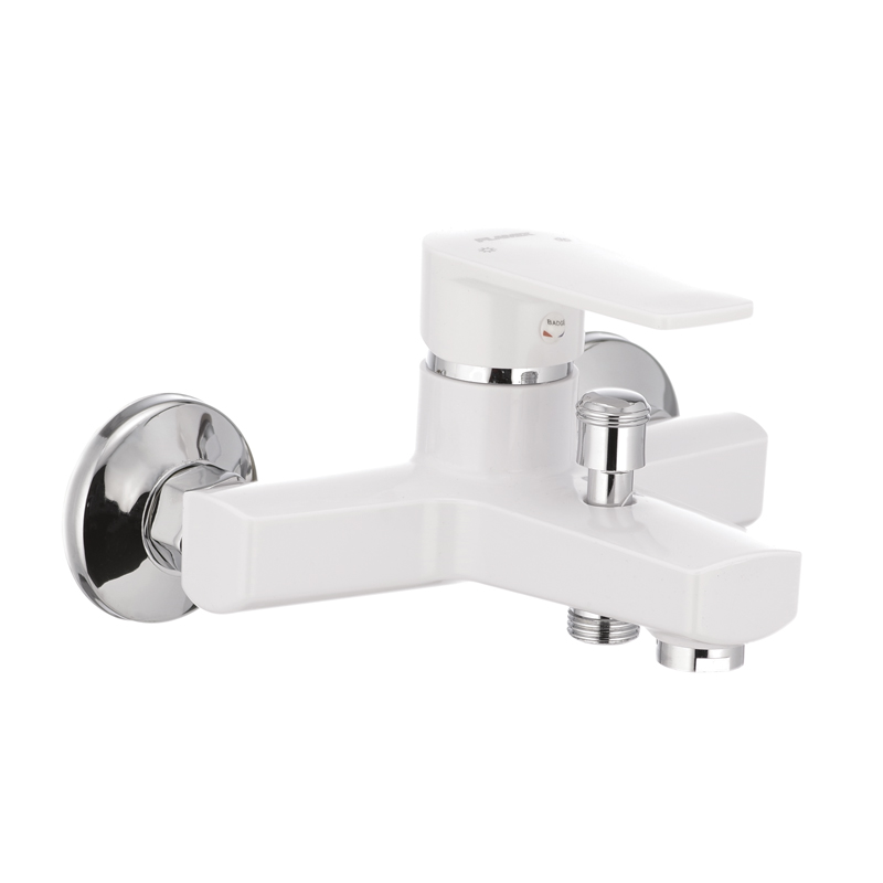 

Смеситель для ванны PLAMIX Oscar-009 White (без шланга и лейки) PM0025