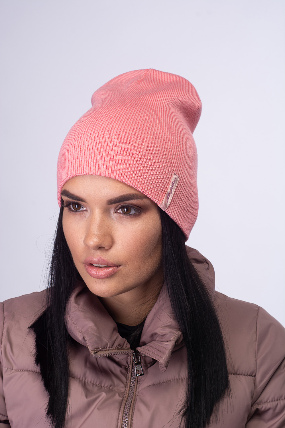 

Женская шапка колпак Респект цвет коралл