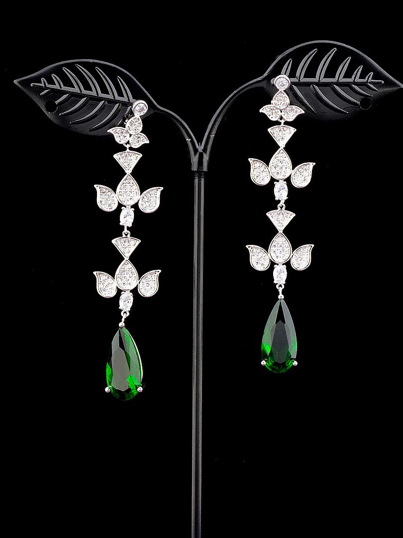 

Серьги длинные с зелёным камнем Xuping №9050102