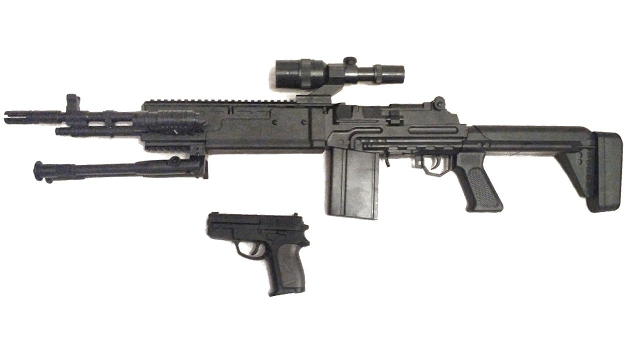 

Игрушечный автомат Cyma P.1160 с пистолетом 2 в 1, сошки, лазер, фонарь, прицел, пистолет, детское оружие