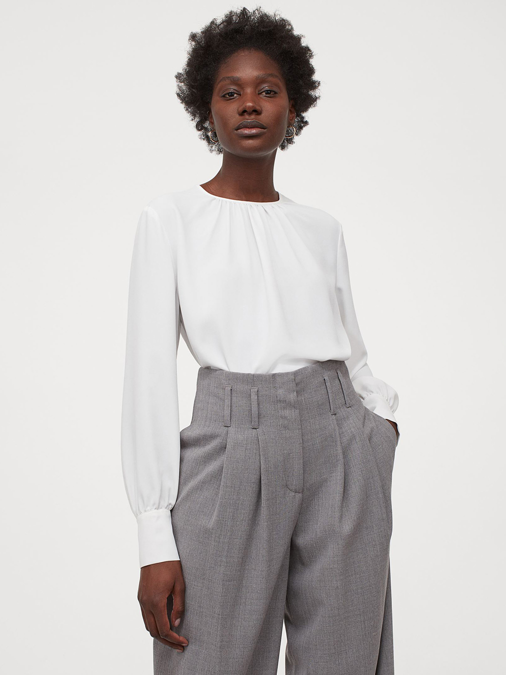 

Блузка H&M 931212b39  Белая, Блузка H&M 931212b39 XS Белая