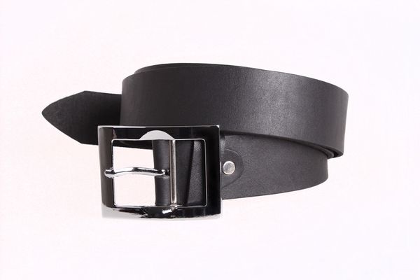 

Мужской ремень со стильной пряжкой D-Belts S0253 черный (130 см х 4 см)