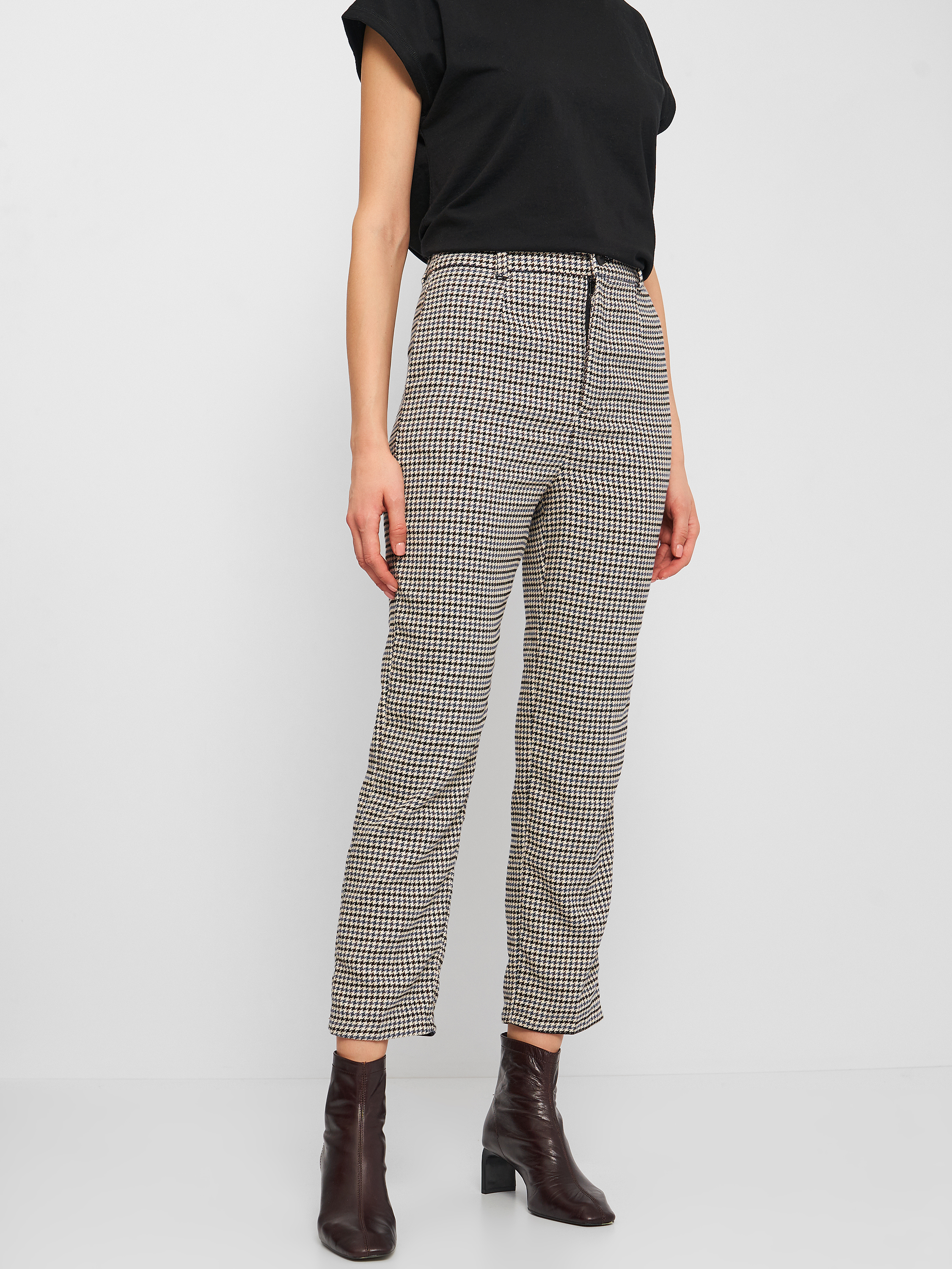 

Брюки H&M 8383211log  Бежевые, Брюки H&M 8383211log 36 Бежевые