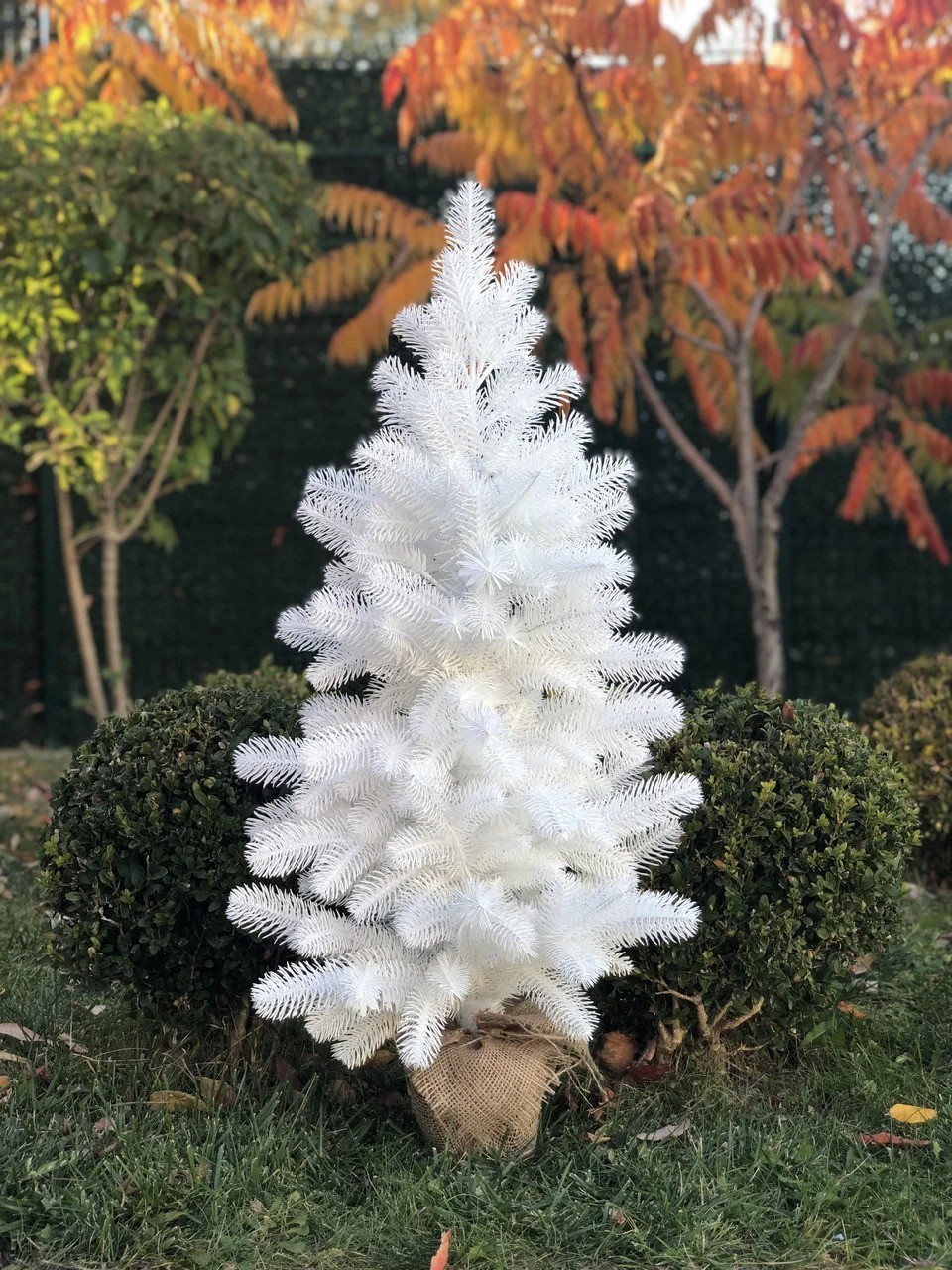 

Елка литая Premium 90см в горшке белая искусственная настольная , новогоднее дерево на подставке,ель декоративная