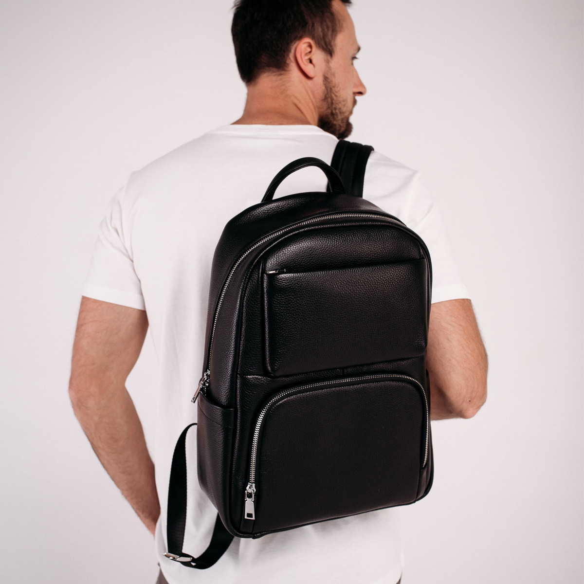 

Мужской кожаный рюкзак Tiding Bag 144925-NM 30 х 37 х 13 Черный