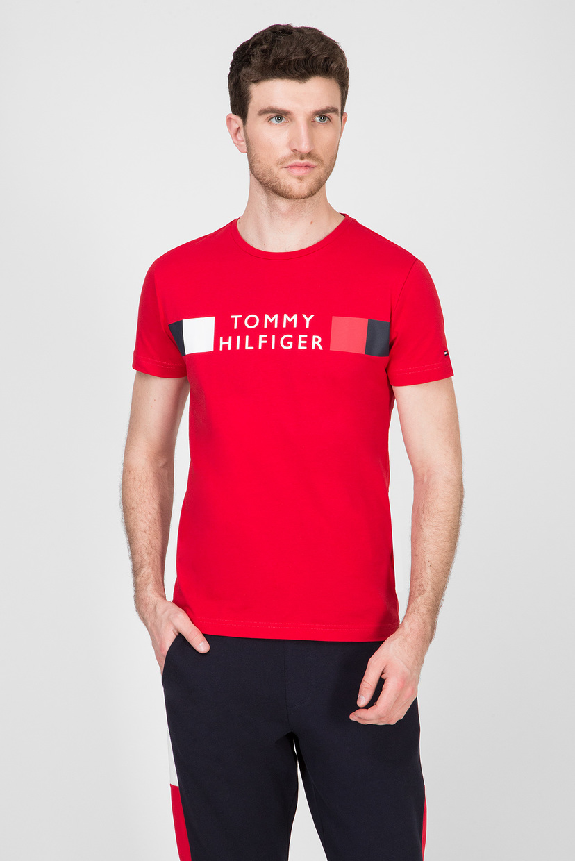 

Мужская красная футболка RWB STRIPE Tommy Hilfiger M MW0MW13330
