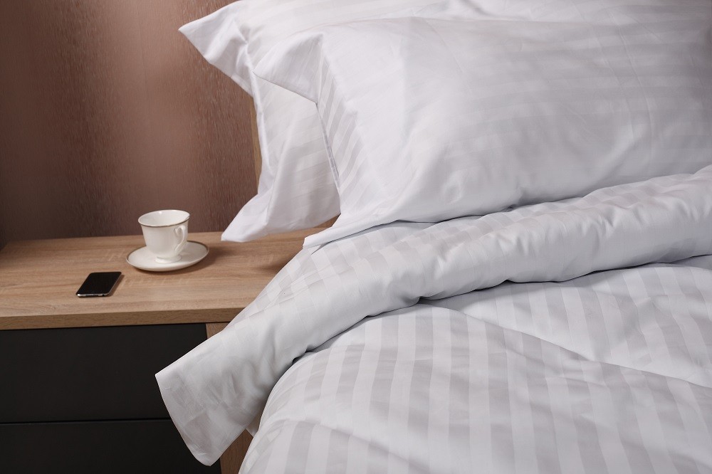 

Комплект постельного белья Marca Marco White Stripe евро 200х220