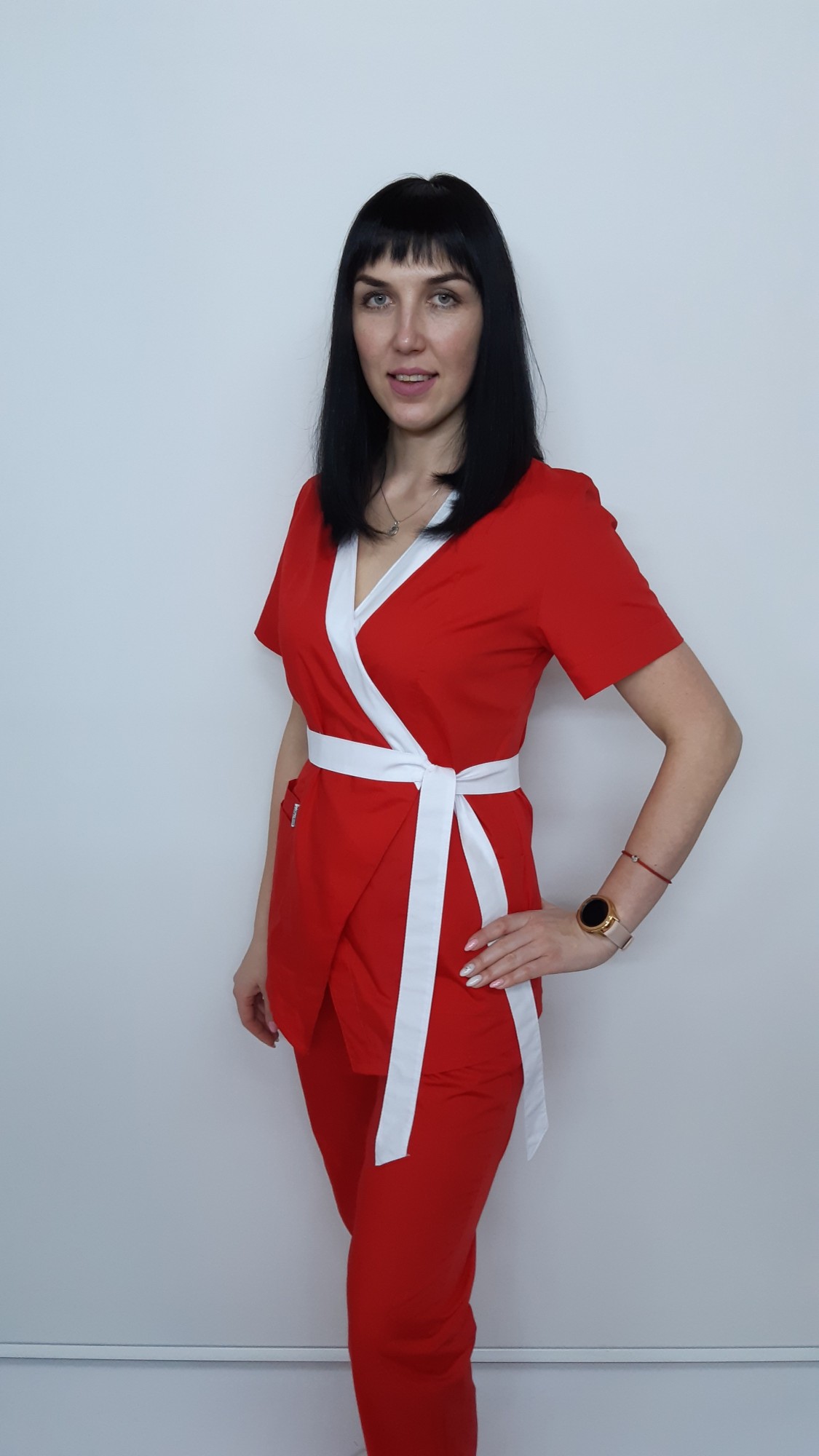 

Женский медицинский костюм Бэль ткань Таиланд короткий рукав Красный, Женский медицинский костюм Бэль ткань Таиланд короткий рукав Красный 48