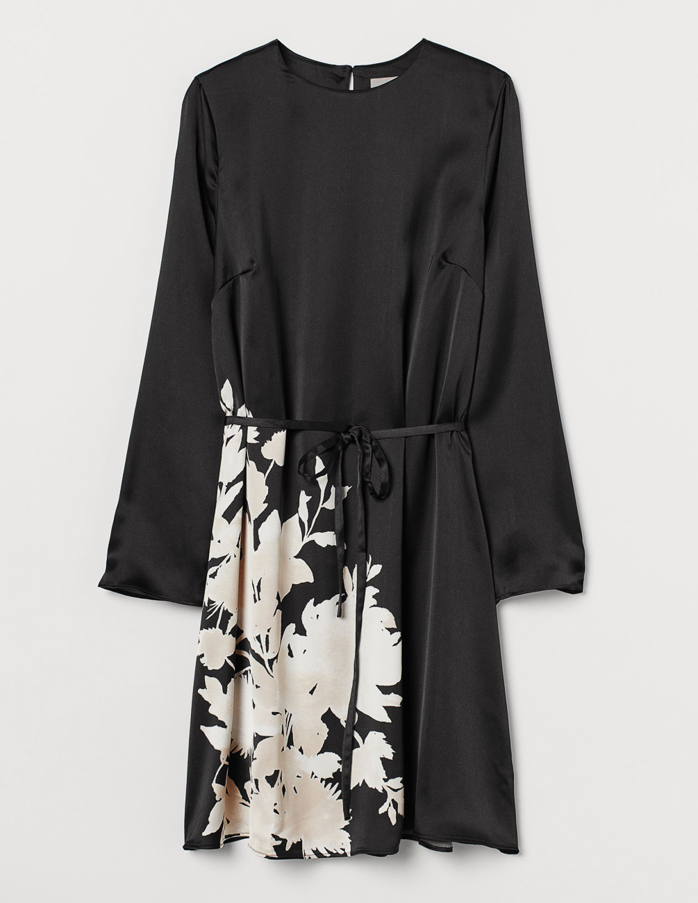 

Платье H&M Ж1079494 цвет черный, Платье H&M Ж1079494 цвет черный XS