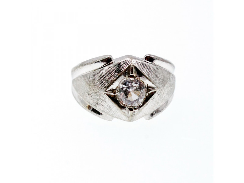 

Серебряное Кольцо с Фианитом Sky Jewelry 002134