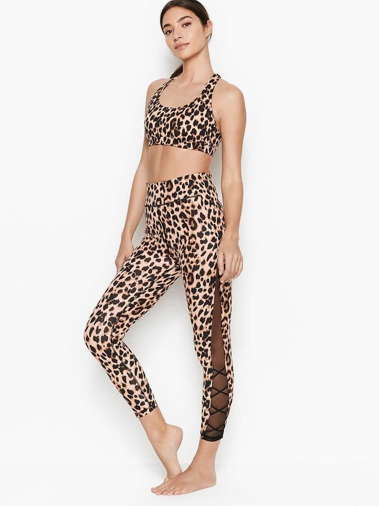 

Спортивный костюм Victoria's Secret 636202317 S/ Леопардовый, Спортивный костюм Victoria's Secret 636202317 S/6 Леопардовый