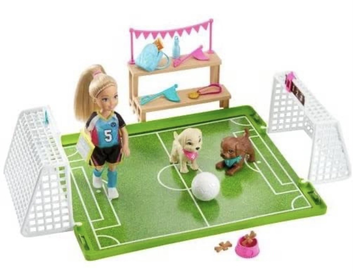 

Игровой набор Футбольная команда Челси - Barbie Mattel