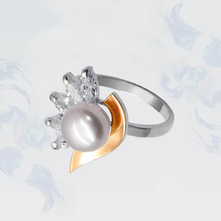 

Кольцо из серебра с золотыми вставками SilverUA модель 062 (размер 17,5)