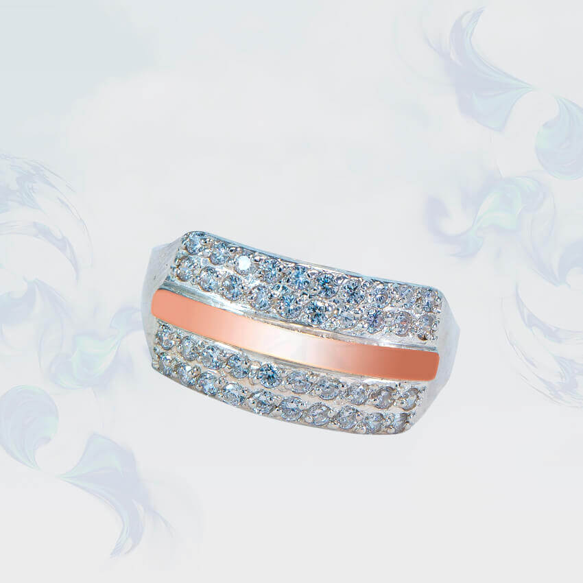 

Кольцо из серебра с золотыми вставками SilverUA модель 165 (размер 22,5)